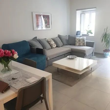 Teatro Massimo Bellini Nuovo2+3a/c Apartment